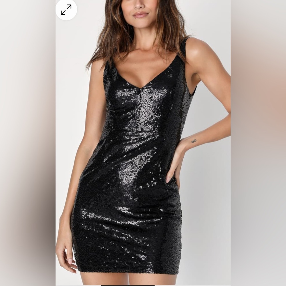 NWT Lulu’s Champagne Showers Fully Sequined Black Bodycon‎ Dress - M